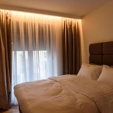 Perla Lux Apartmani Indija Esterno foto